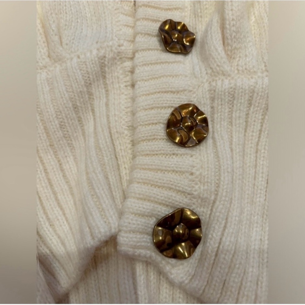 FARM Rio Cream Button-Up Cardigan - Picture 4 of 4